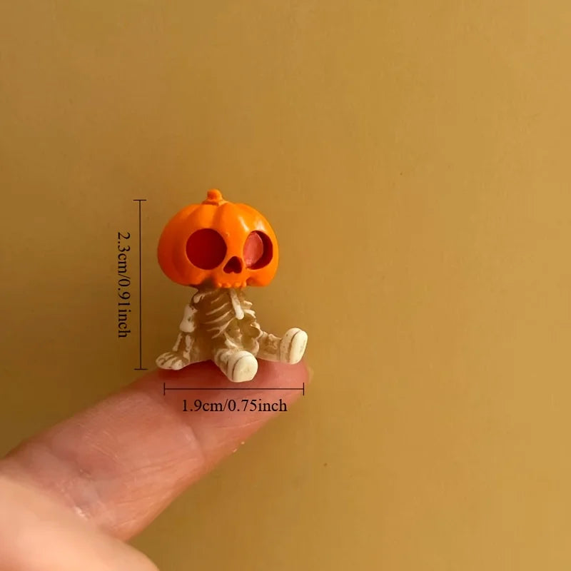 4-Piece Spooky Mini Figurine Set