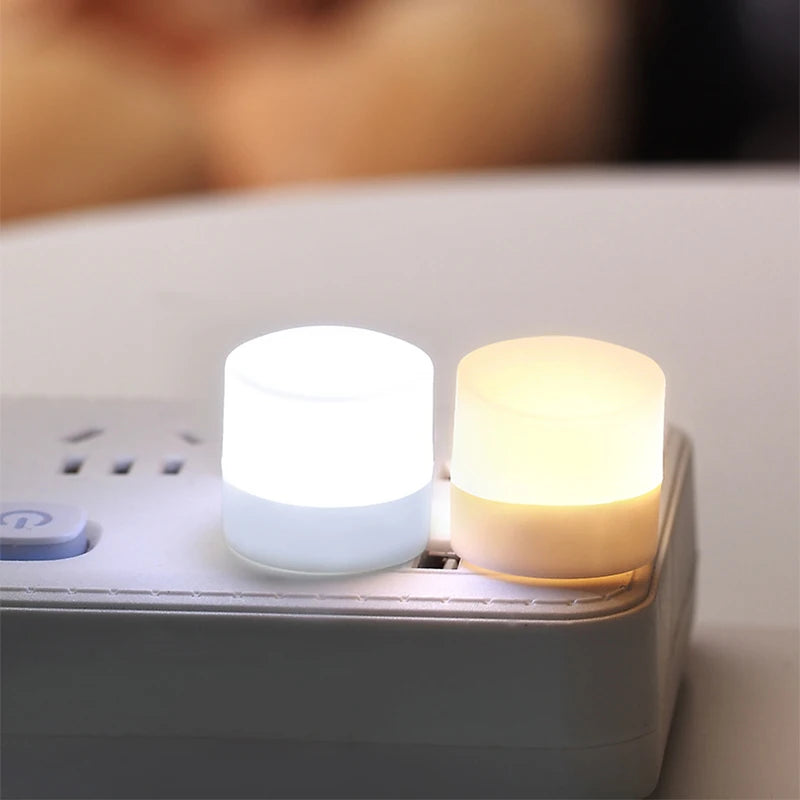 Mini USB Reading Light – Portable Plug-In LED