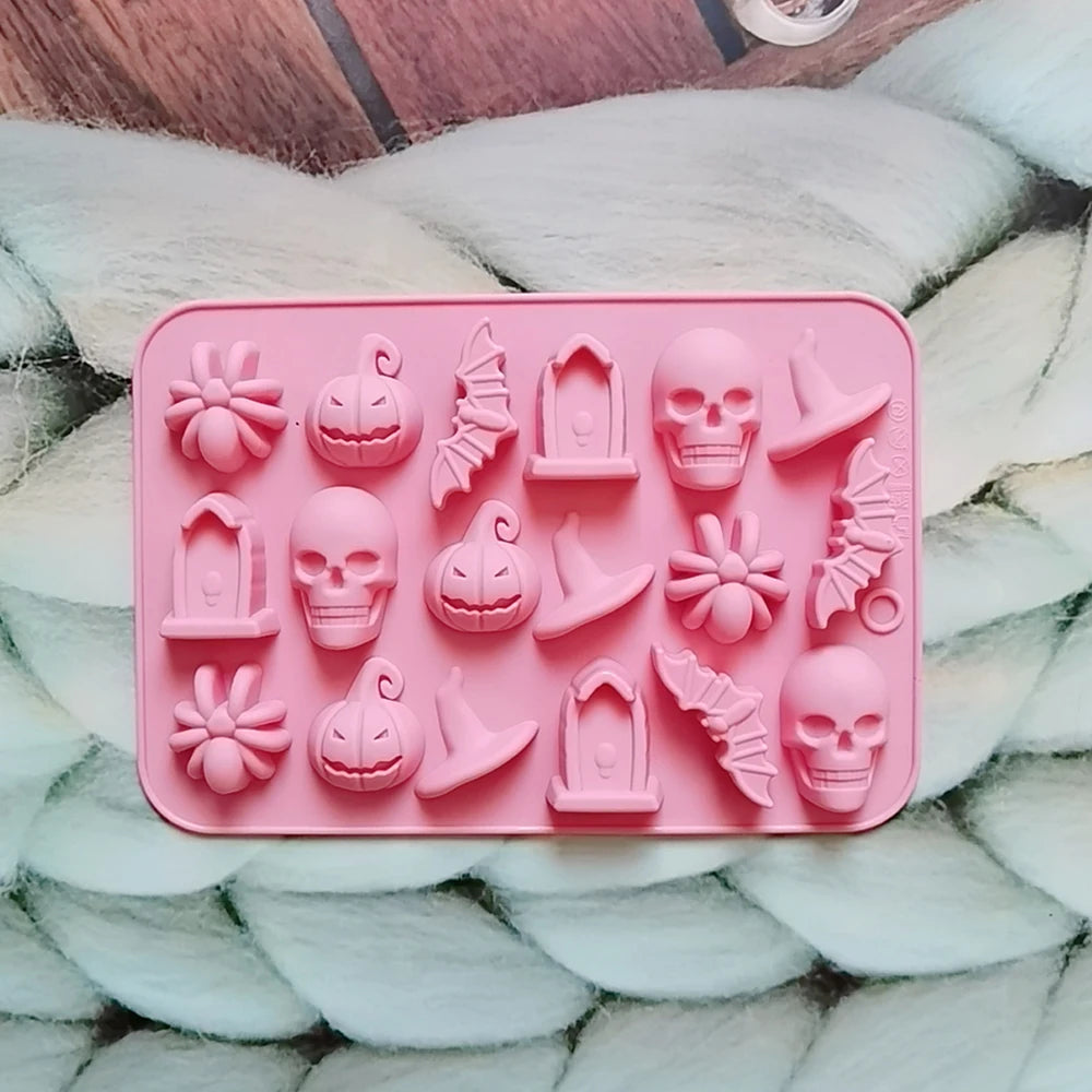 18-Cavity Halloween Silicone Treat Mold