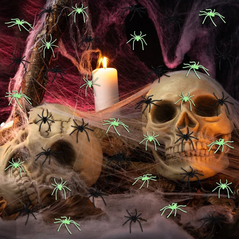 Luminous Halloween spiders for cobweb decor