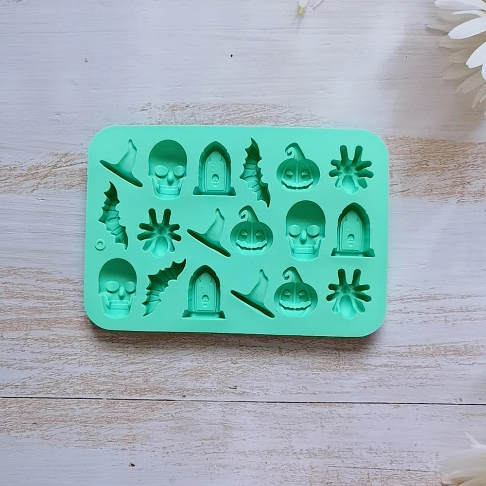 18-Cavity Halloween Silicone Treat Mold